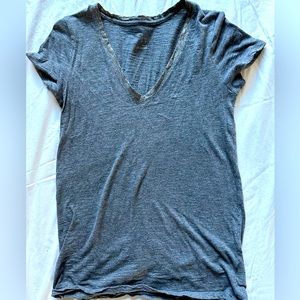Gray short sleeve shirt